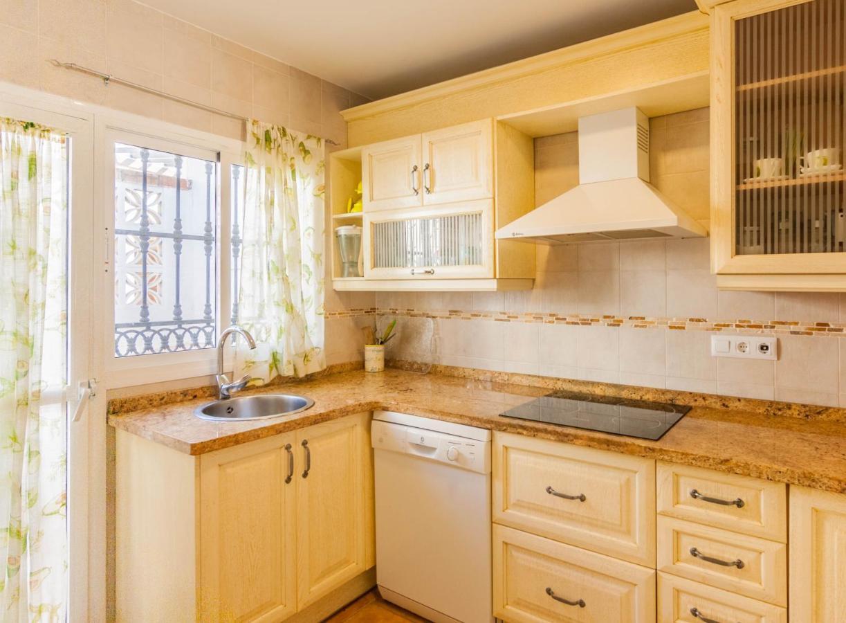 Adosado Villa Естепона Екстериор снимка