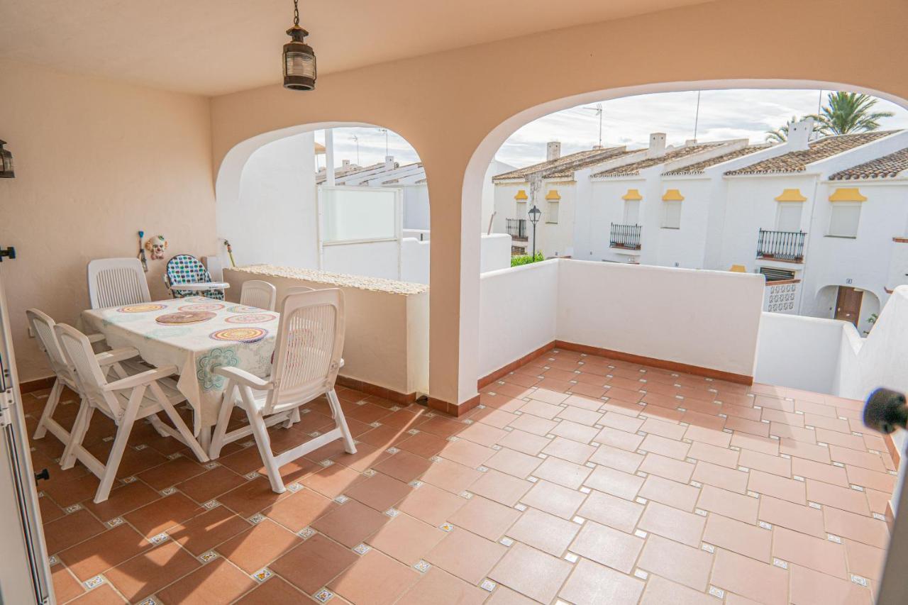 Adosado Villa Естепона Екстериор снимка
