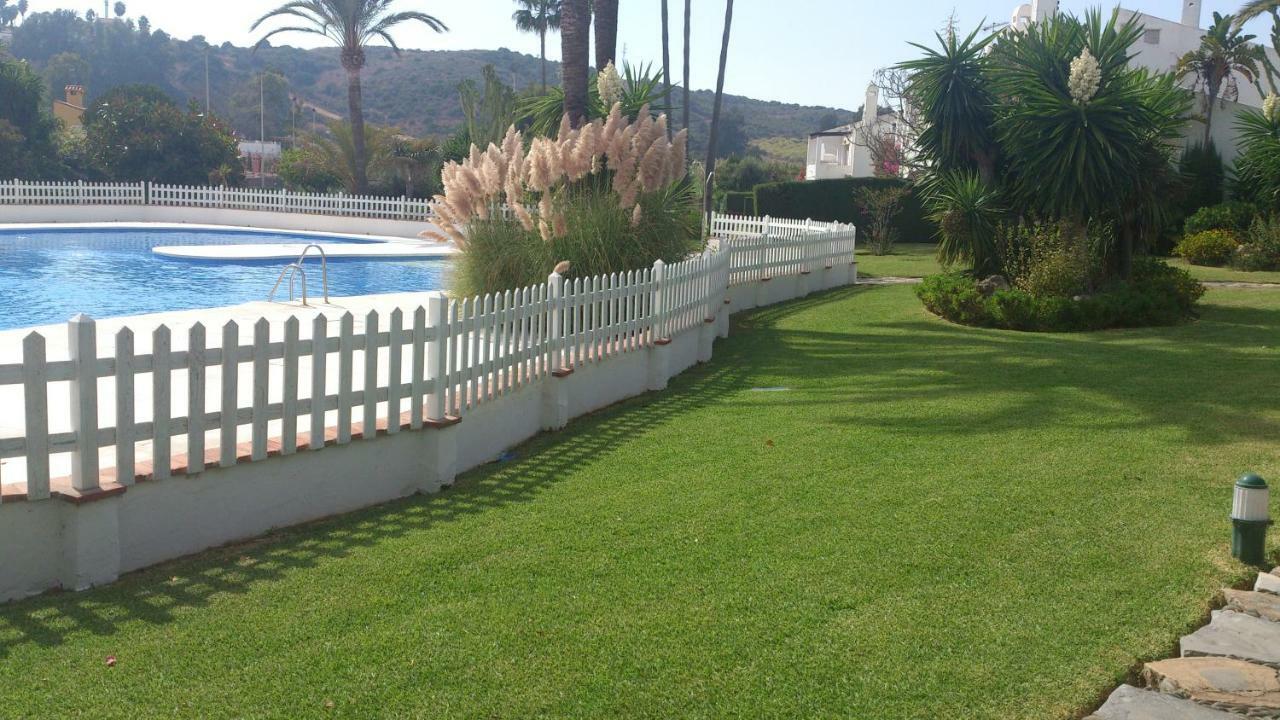 Adosado Villa Естепона Екстериор снимка